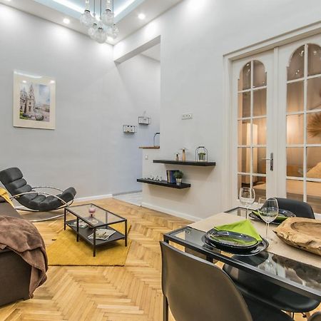Semmihome Budapest Semmelweis Street מראה חיצוני תמונה
