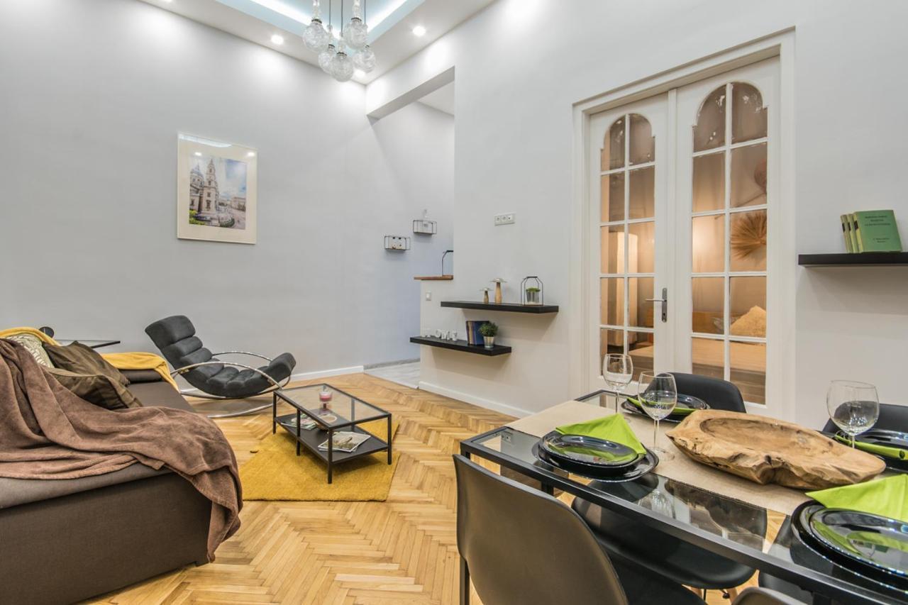 Semmihome Budapest Semmelweis Street מראה חיצוני תמונה