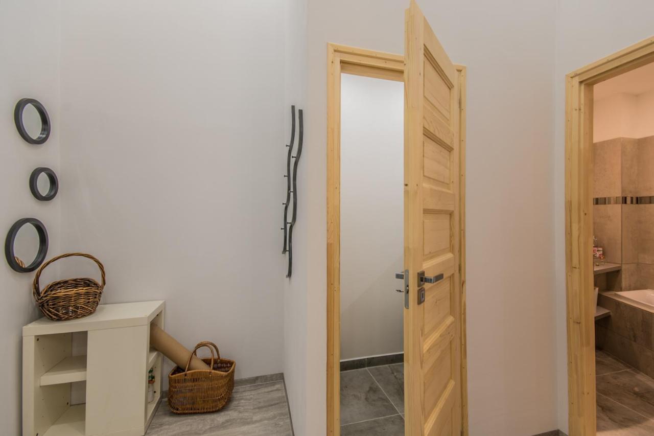 Semmihome Budapest Semmelweis Street מראה חיצוני תמונה